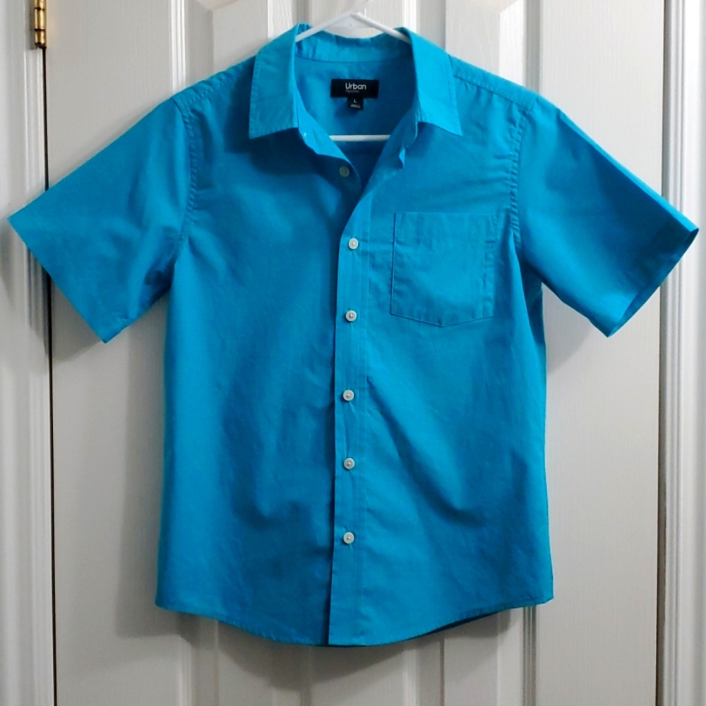 Boys Short Sleeve Button Down Shirt Size L